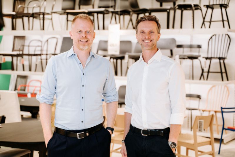 Jon Abrahamsson Ring, directeur général sortant du groupe IKEA, et Jakub Jankowski, directeur général entrant
