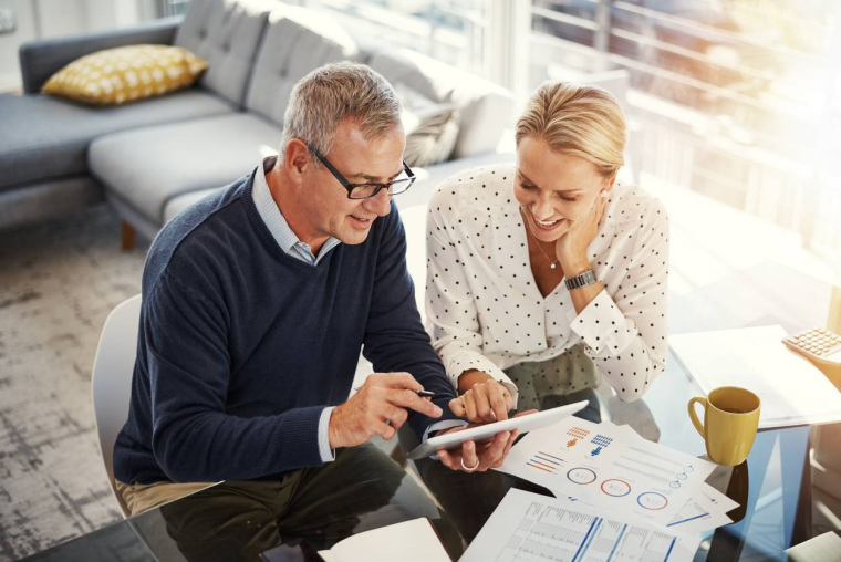 PER, un succès évident mais des frais importants / iStock-Tinpixels