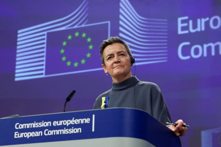Margrethe Vestager assiste à une conférence de presse de l'Union européenne à Bruxelles