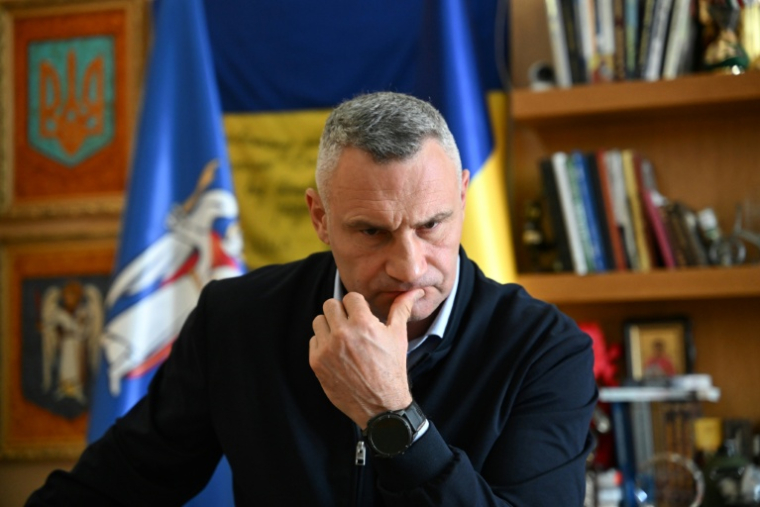 Le maire de Kiev, Vitali Klitschko, lors d'un entretien avec l'AFP, le 8 octobre 2026 en Ukraine ( AFP / Sergei SUPINSKY )
