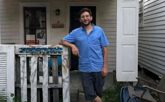 APRÈS NÉGOCIATIONS, LA BIRMANIE LIBÈRE LE JOURNALISTE AMÉRICAIN DANNY FENSTER