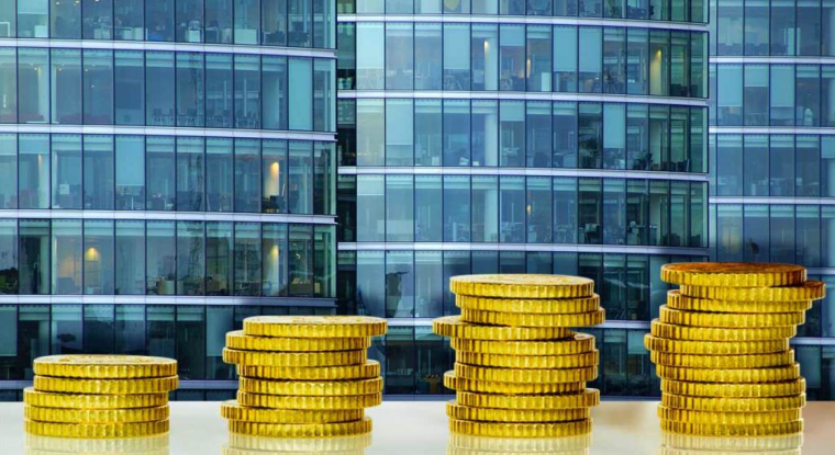 Il vaut mieux verser son intéressement sur un PEE plutôt que de le toucher en cash. (© Fotolia)