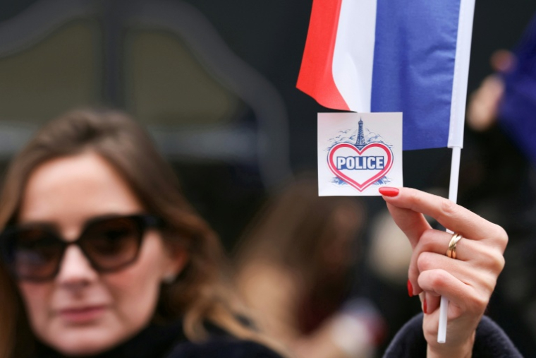 Manifestation de soutien à la police nationale à l'appel du syndicat policier Alliance, qui dénonce un manque de moyens, le 31 janvier 2026 à Paris  ( AFP / Alain JOCARD )