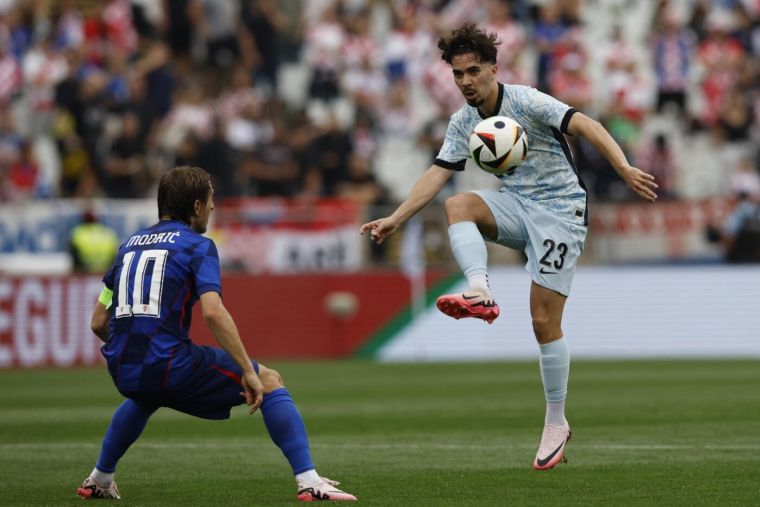 Pour Luka Modrić, « Vitinha est le meilleur milieu du monde »