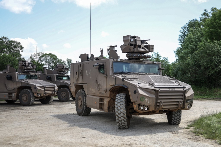 Un blindé Serval à Caylus, le 23 mai 2023. ( AFP / CHARLY TRIBALLEAU )