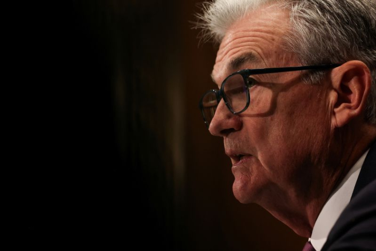 Le président de la Réserve fédérale, Jerome Powell, témoigne lors d'une audition devant la commission bancaire du Sénat américain