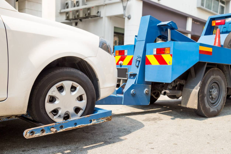 Récupération d’une voiture en fourrière : combien ça coûte vraiment ? / iStock.com - ThamKC