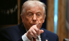 Le président américain Donald Trump à la Maison Blanche à Washington, le 8 décembre 2025 ( AFP / ANDREW CABALLERO-REYNOLDS )