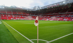 La pelouse d'Old Trafford mise en vente