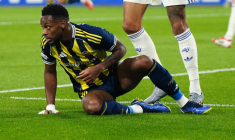 Jhon Durán poursuit sa course au Zénith