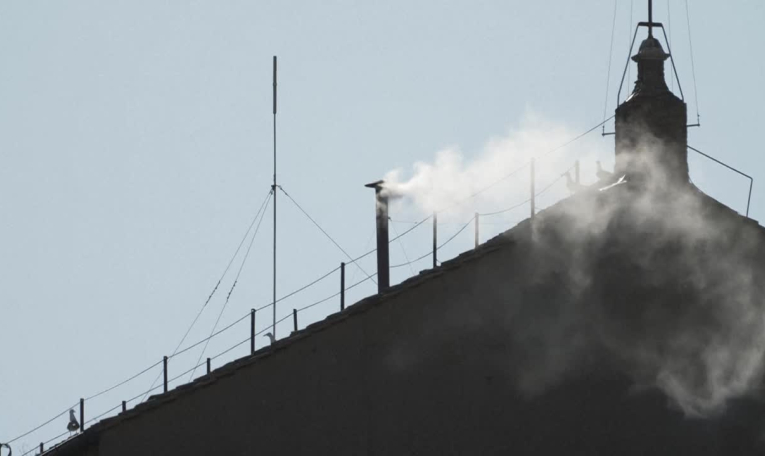 Fumée blanche: un pape élu