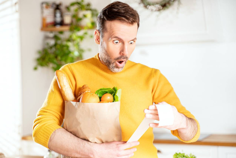 Le projet de loi sur le pouvoir d'achat / iStock-NeonShot