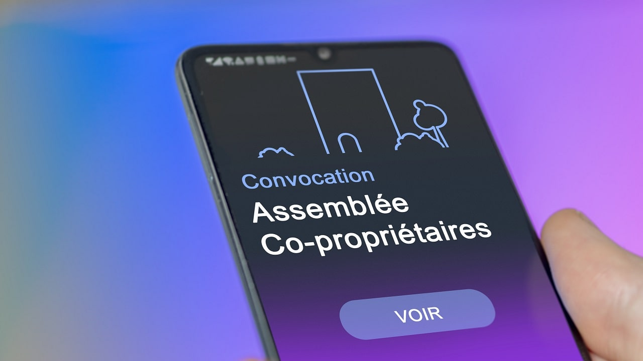 L'assemblée générale d'une copropriété est l’occasion pour chaque copropriétaire de participer aux décisions de gestion commune (Crédits: Adobe Stock)