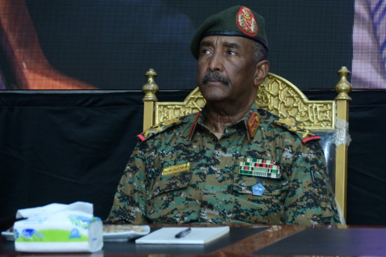 Le chef de l'armée soudanaise, le général Abdel Fattah al-Burhane, à Port-Soudan le 29 avril 2025 ( AFP / - )