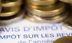 Le projet de loi de finances pour 2024 prévoit une revalorisation des tranches du barème de l’impôt sur le revenu. (© J. Saget / AFP)