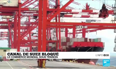 Avec le canal de Suez bloqué, le commerce mondial sous tension