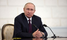 Photo d'archives : Le président russe Poutine assiste à une conférence de presse à Sotchi