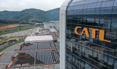 CATL produit plus du tiers des batteries de voitures électriques vendues dans le monde (illustration) ( AFP / GREG BAKER )