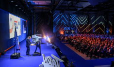 Sébastien Lecornu aux Assises des départements de France à Albi (Tarn), le 14 novembre 2025 ( AFP / Ed JONES )