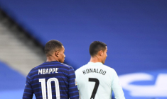 Cristiano Ronaldo conseille à Mbappé de jouer comme... Cristiano Ronaldo