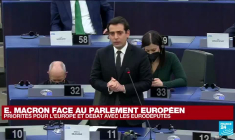 Les eurodéputés interpellent Macron après son discours au Parlement européen