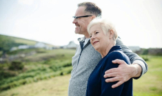 Les seniors paient de plus en plus cher leur crédit immobilier (Crédit photo: Rawpixels - Pexels)