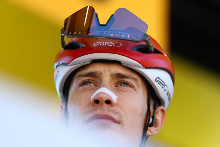 Jonas Vingegaard avant le départ de la 16e étape du Tour de France 2025