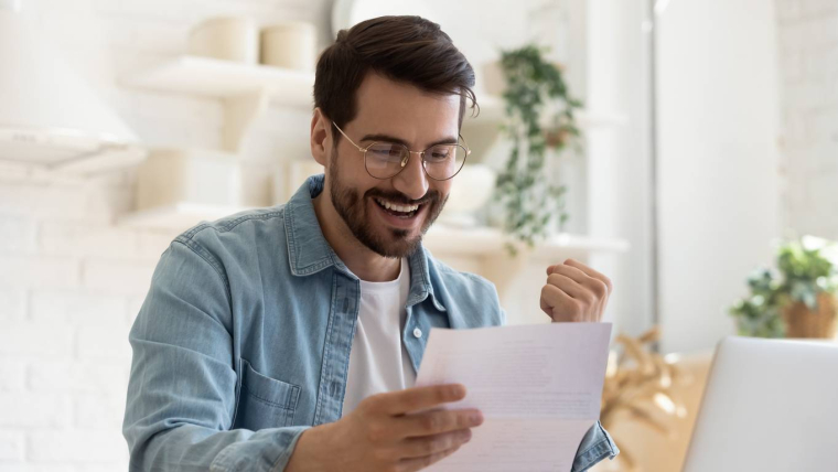 En 2023, la hausse des salaires compense l’inflation-iStock-fizkes.jpg