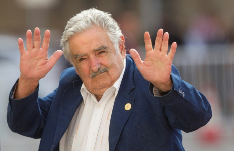 José "Pépé" Mujica, le 10 mai 2014 en visite à Santiago du Chili ( AFP / Claudio Reyes )
