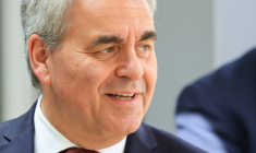 Le président LR des Hauts-de-France Xavier Bertrand à Amiens dans la Somme le 8 juin 2026 ( POOL / Ludovic MARIN )