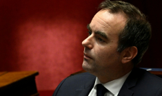 Le Premier ministre Sébastien Lecornu à l'Assemblée nationale à Paris le 10 décembre 2025 ( AFP / JULIEN DE ROSA )