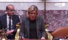 Nouvelle-Calédonie: le Parlement entérine une ouverture partielle du corps électoral