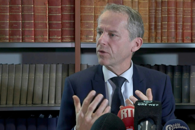 Image tirée d'une vidéo montrant le procureur de la République Etienne Manteaux, le 10 février 2026 à Grenoble ( AFPTV / Timothée PIRON )