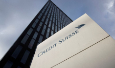 Le logo de la banque suisse Credit Suisse à Zurich