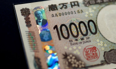 Le Japon commence à mettre en circulation ses premiers nouveaux billets depuis 20 ans à Tokyo