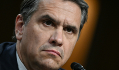 Todd Blanche, alors ministre américain de la Justice par intérim, est auditionné par une la commission judiciaire du Sénat concernant sa nomination, le 15 juillet 2026 à Washington ( AFP / Brendan SMIALOWSKI )