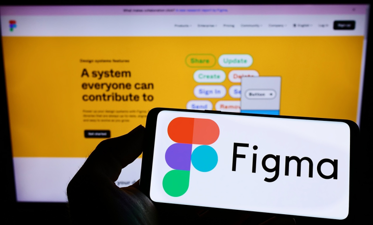 Le logo de Figma sur un écran de smartphone (Crédits: Adobe Stock)