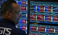 Un opérateur à la Bourse de New York, le 15 juillet 2025 ( AFP / ANGELA WEISS )