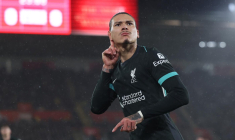 Liverpool assure à Southampton et rallie les demies