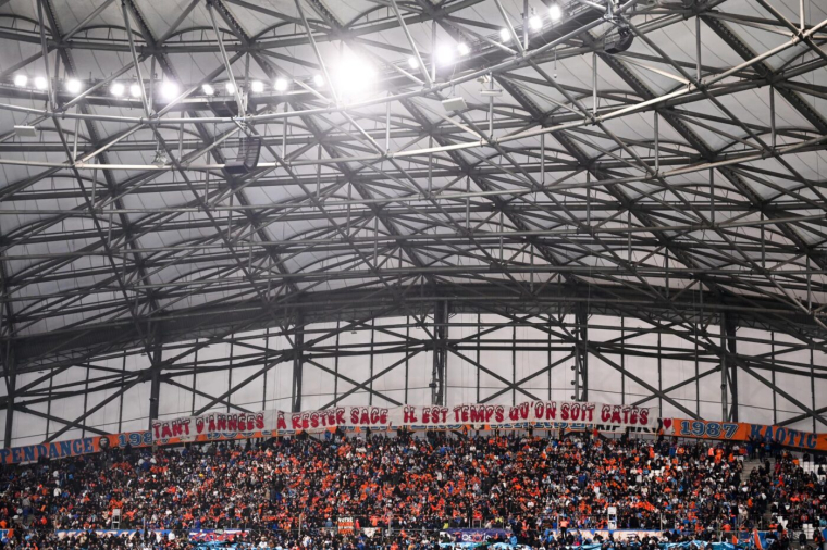 Une bagarre entre ultras éclate au Vélodrome en plein OM-Lille