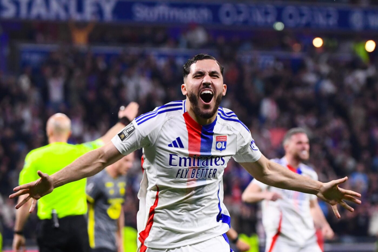 « Je suis né à Lyon et je mourrai Lyonnais » : Cherki clame son amour pour l’OL