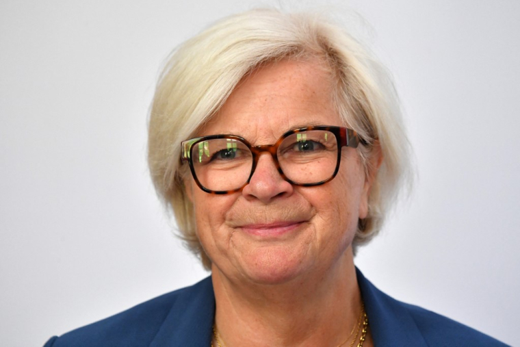 Catherine Vautrin, le 8 juillet 2025, en Eure-et-Loir ( AFP / JEAN-FRANCOIS MONIER )