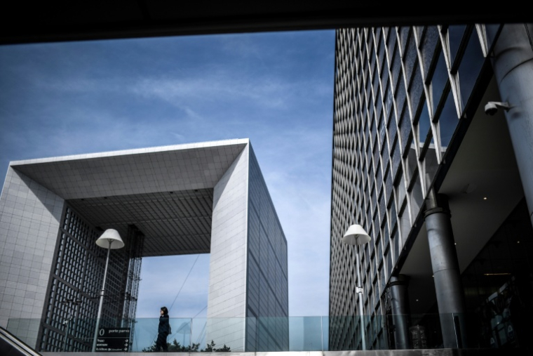 Une femme salariée sur quatre se dit "en mauvaise santé mentale" contre 19% des hommes, un constat qui s'aggrave chez les moins de 40 ans, selon une étude d'Ipsos-BVA pour le cabinet Qualisocial publiée lundi ( AFP / STEPHANE DE SAKUTIN )