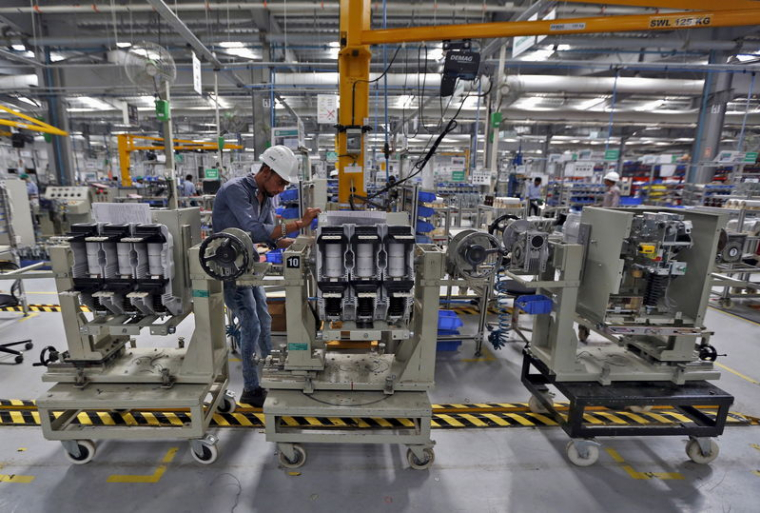 SCHNEIDER: RÉSULTATS 2018 EN NETTE HAUSSE, DOPÉS PAR LES US