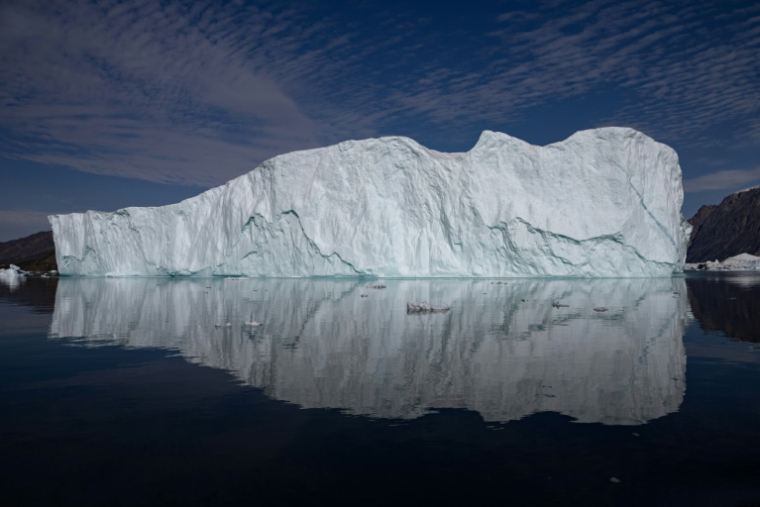 Un iceberg au Groenland en août 2023 ( AFP / Olivier MORIN )