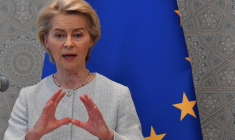 Ursula Von der Leyen, le 4 avril 2025, à Samarcande ( AFP / VYACHESLAV OSELEDKO )