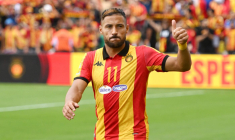 L’Espérance de Tunis fait un mauvais coup à Youcef Belaïli