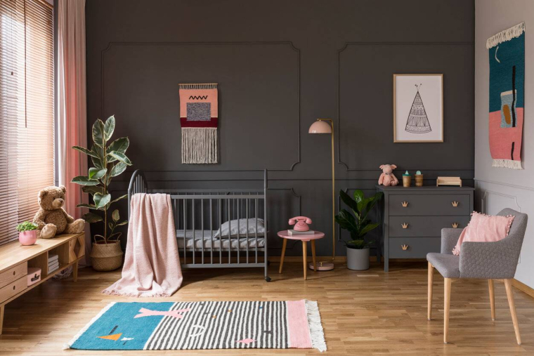 Un lien étroit entre baisse de natalité et coût du logement / iStock.com - KatarzynaBialasiewicz