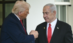 Donald Trump et Benjamin Netanyahu à la Maison Blanche, le 7 avril 2025 ( AFP / Brendan SMIALOWSKI )