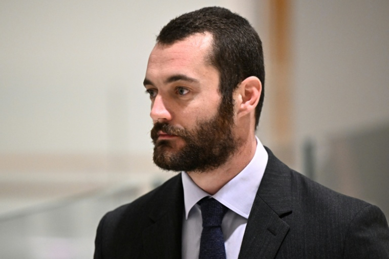 Louis Sarkozy à Paris le 25 septembre 2025  ( AFP / JULIEN DE ROSA )